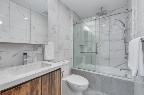 305-1170 Barclay Street, Vancouver, BC 