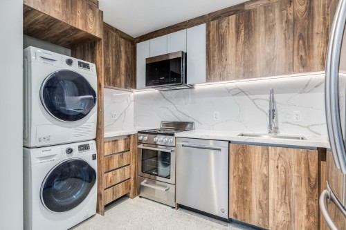 305-1170 Barclay Street, Vancouver, BC 