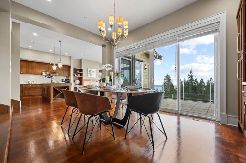 2546 Marr Creek Court, West Vancouver, BC 