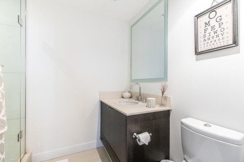 501-1455 Howe Street, Vancouver, BC 