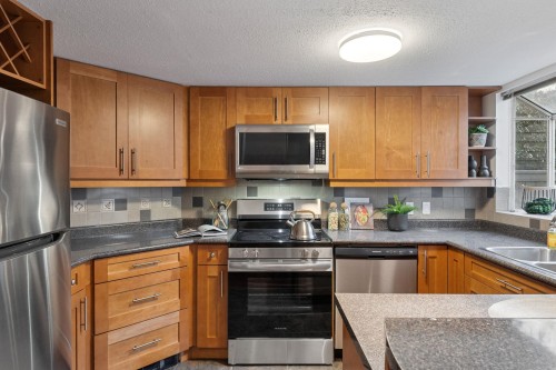 2994 Mt Seymour Parkway, North Vancouver, BC 