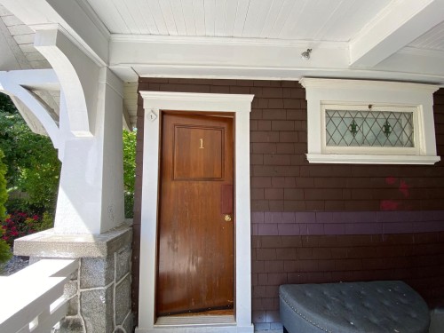 387 W 13Th Avenue, Vancouver, BC 