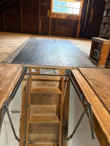 4605 Fraser Street, Vancouver, BC 