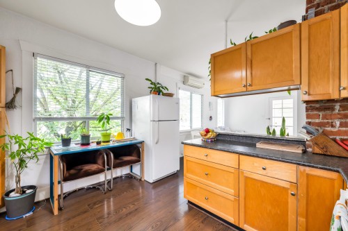 4605 Fraser Street, Vancouver, BC 