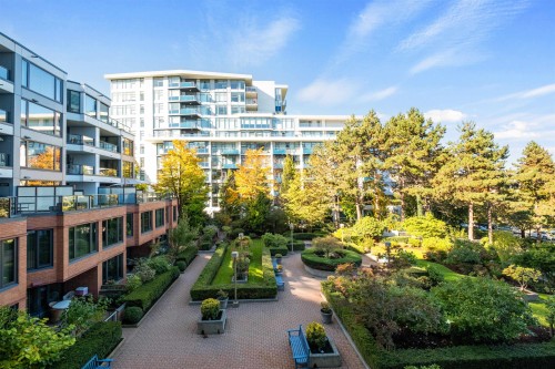 301-2201 Pine Street, Vancouver, BC 