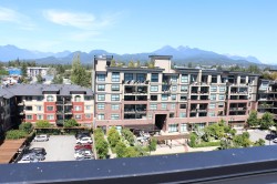 308-22633 Selkirk Avenue  Maple Ridge, BC V2X 1C7