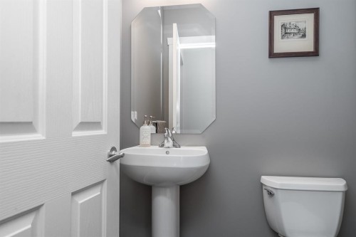 4-13887 Docksteader Loop, Maple Ridge, BC 