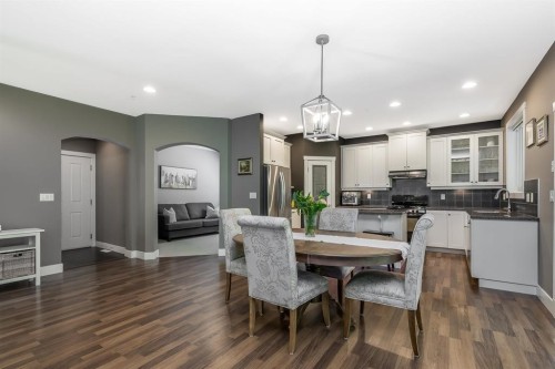 4-13887 Docksteader Loop, Maple Ridge, BC 