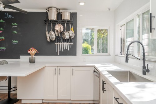 5365 1St Avenue, Delta, BC 