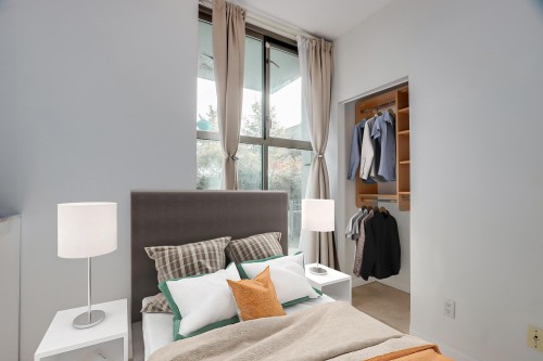 936 Richards Street, Vancouver, BC 