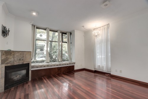 936 Richards Street, Vancouver, BC 