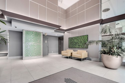 936 Richards Street, Vancouver, BC 