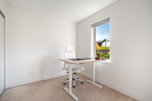 1915 Templeton Drive, Vancouver, BC 