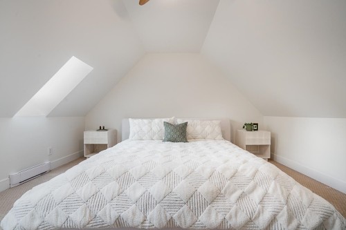 1915 Templeton Drive, Vancouver, BC 