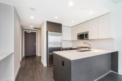 2803-2008 Rosser Avenue  Burnaby, BC V5C 0H8