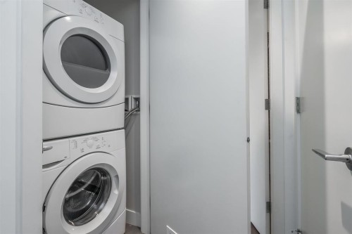 2803-2008 Rosser Avenue, Burnaby, BC 