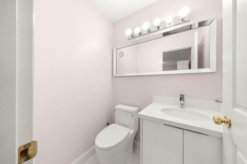 5657 Kerr Street, Vancouver, BC 