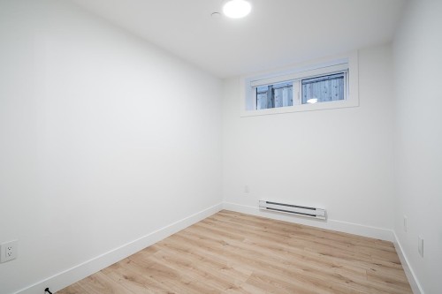 2331 49Th Avenue E, Vancouver, BC 