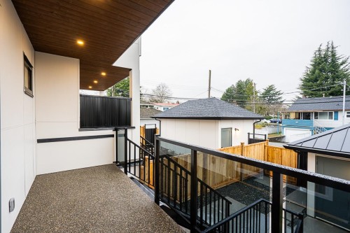 2331 49Th Avenue E, Vancouver, BC 