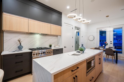 2331 49Th Avenue E, Vancouver, BC 