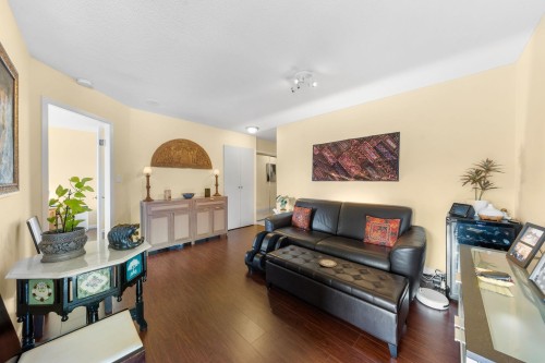 1106-1327 Keith Road E, North Vancouver, BC 