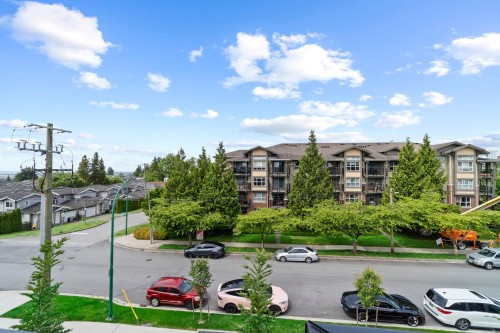 114-6085 Irmin Street, Burnaby, BC 