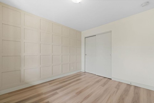 325-7058 14Th Avenue, Burnaby, BC 