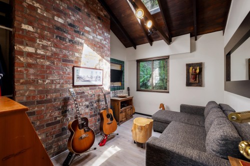 315 Bayview Road, Lions Bay, BC 