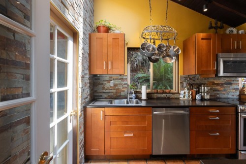 315 Bayview Road, Lions Bay, BC 