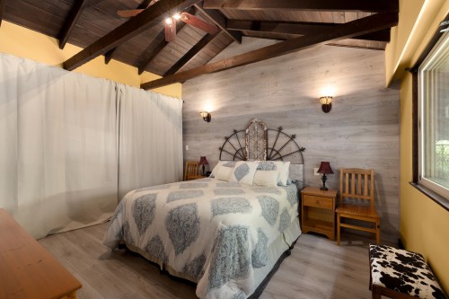 315 Bayview Road, Lions Bay, BC 