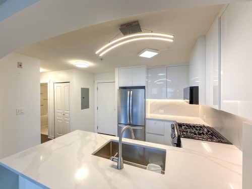 401-2988 Silver Springs Boulevard, Coquitlam, BC 