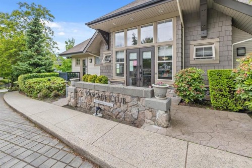 401-2988 Silver Springs Boulevard, Coquitlam, BC 