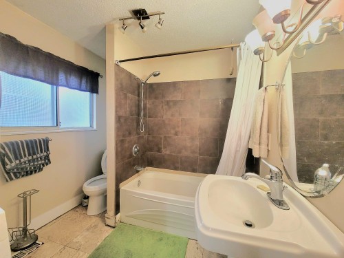 5685 Forest Street, Burnaby, BC 