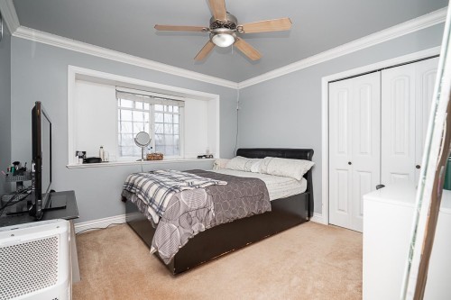 528 Sixteen Street, New Westminster, BC 