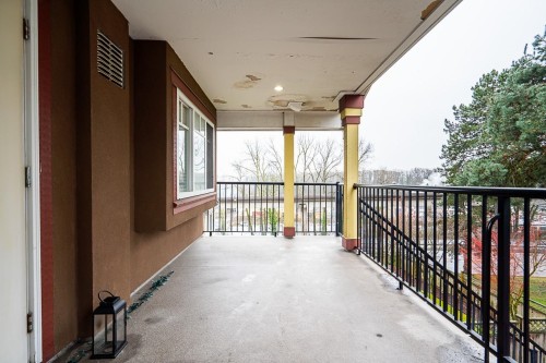 528 Sixteen Street, New Westminster, BC 