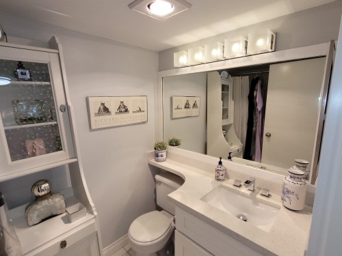 218-8880 No. 1 Road, Richmond, BC 