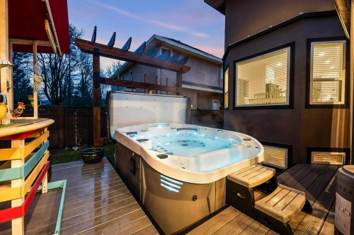 10613 238 Street, Maple Ridge, BC 