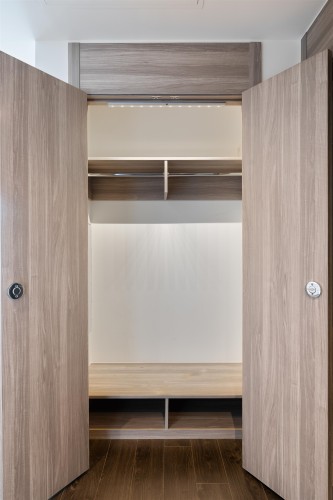 2410-4720 Lougheed Highway, Burnaby, BC 