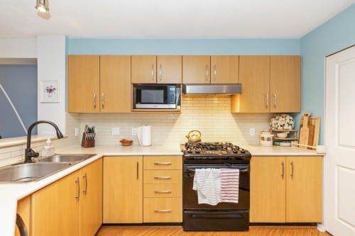 110-400 Klahanie Drive, Port Moody, BC 