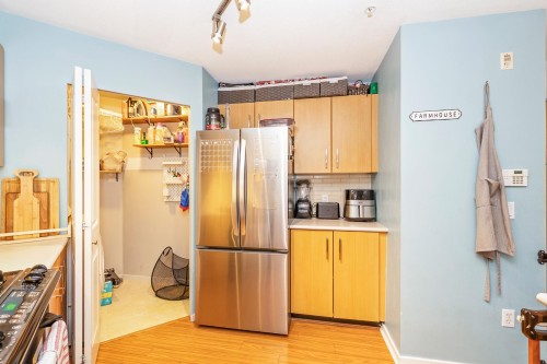 110-400 Klahanie Drive, Port Moody, BC 