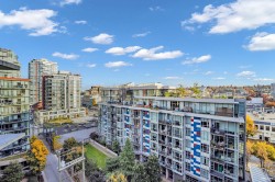 1002-88 1st Avenue W Vancouver, BC V5Y 0K2