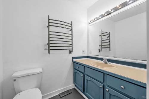 12150 Chestnut Crescent, Pitt Meadows, BC 