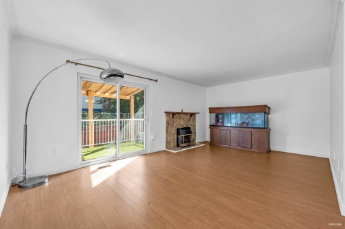 12150 Chestnut Crescent, Pitt Meadows, BC 