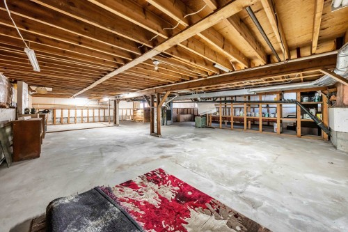 12150 Chestnut Crescent, Pitt Meadows, BC 