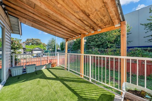 12150 Chestnut Crescent, Pitt Meadows, BC 