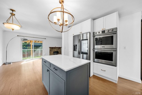 12150 Chestnut Crescent, Pitt Meadows, BC 