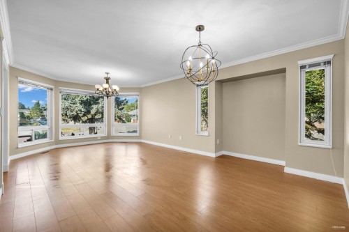 12150 Chestnut Crescent, Pitt Meadows, BC 