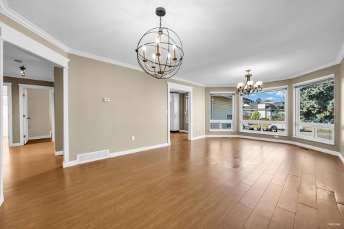 12150 Chestnut Crescent, Pitt Meadows, BC 