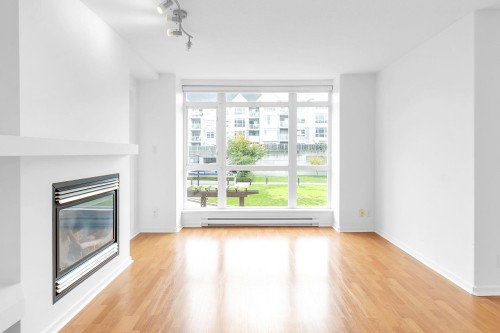 201-3142 John’S Street, Port Moody, BC 