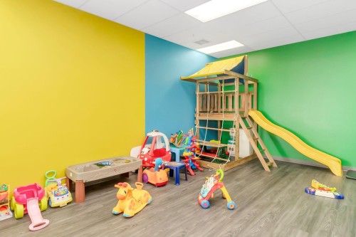 201-3142 John’S Street, Port Moody, BC 